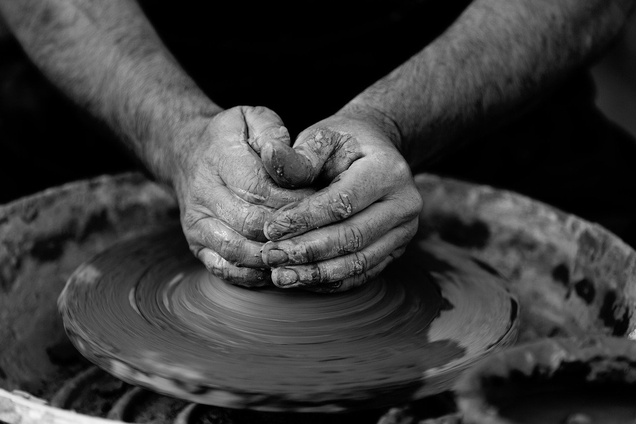 O Poder Oculto da Argila e dos Cravos: Como Funciona?